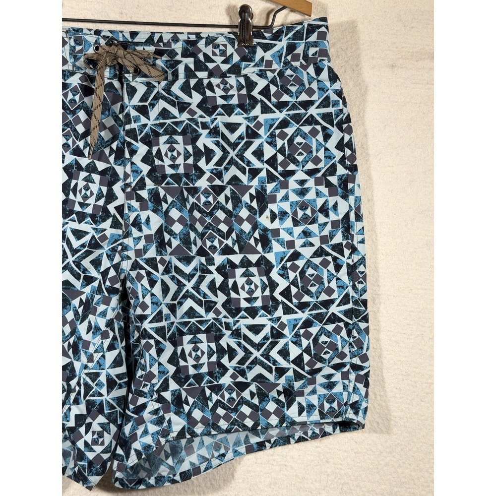 Patagonia Board Shorts Mens 38 Blue Nylon Geometric Surf Beach Gorpcore Coastal - Picture 11 of 16